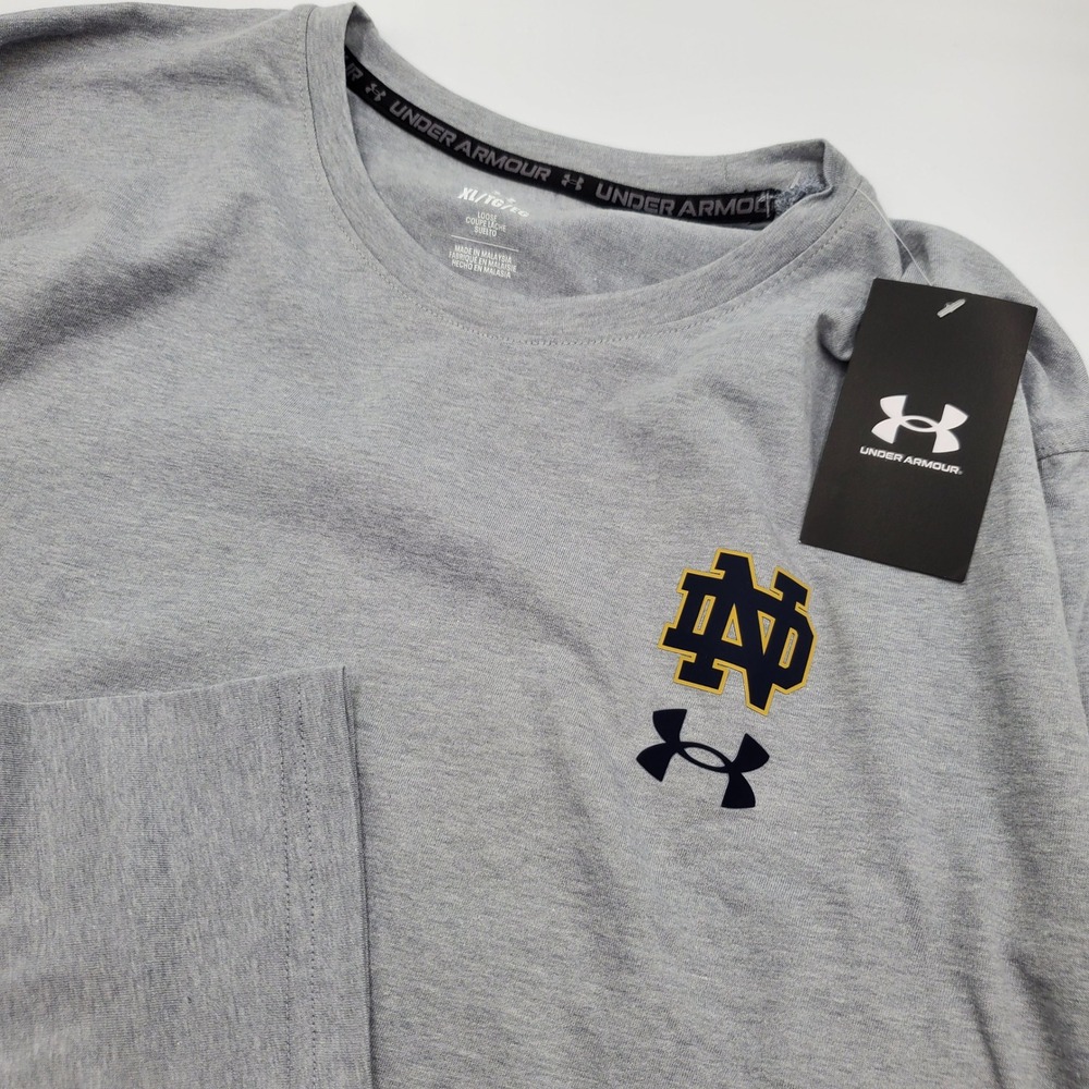 Under Armour Notre Dame Fighting Irish Gray Long Sleeve Tee Mens XL 1385159 NEW